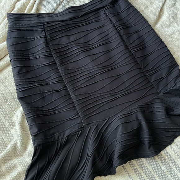 Black peplum skirt (midi/mini) - Picture 5 of 6